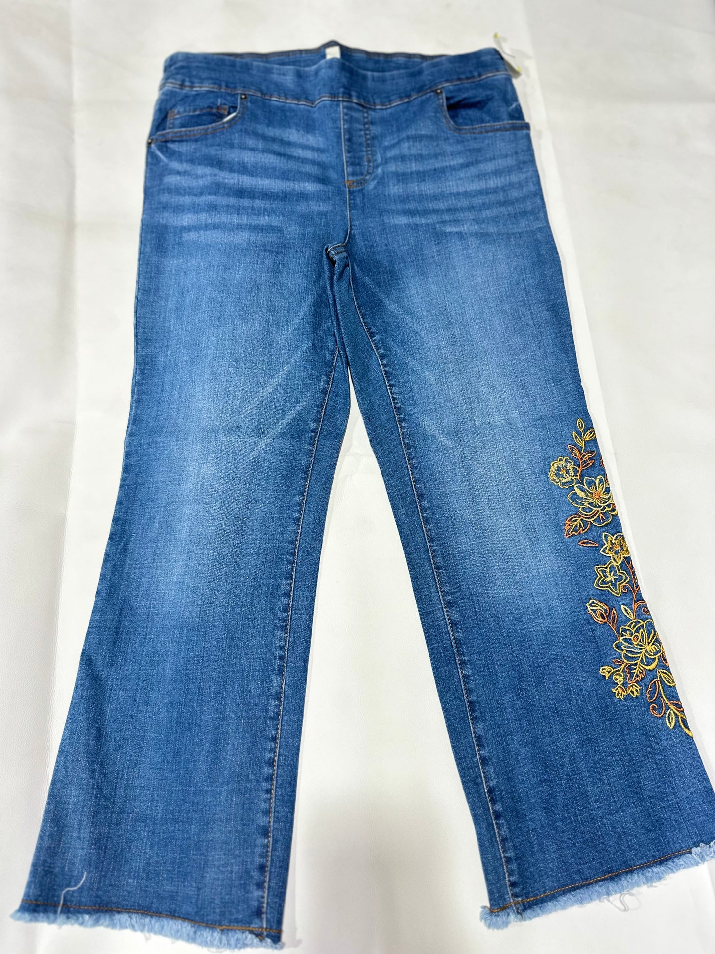 Ladies' Preloved Blue Floral Embroidered Raw Hem Cropped Wide Leg Jeans