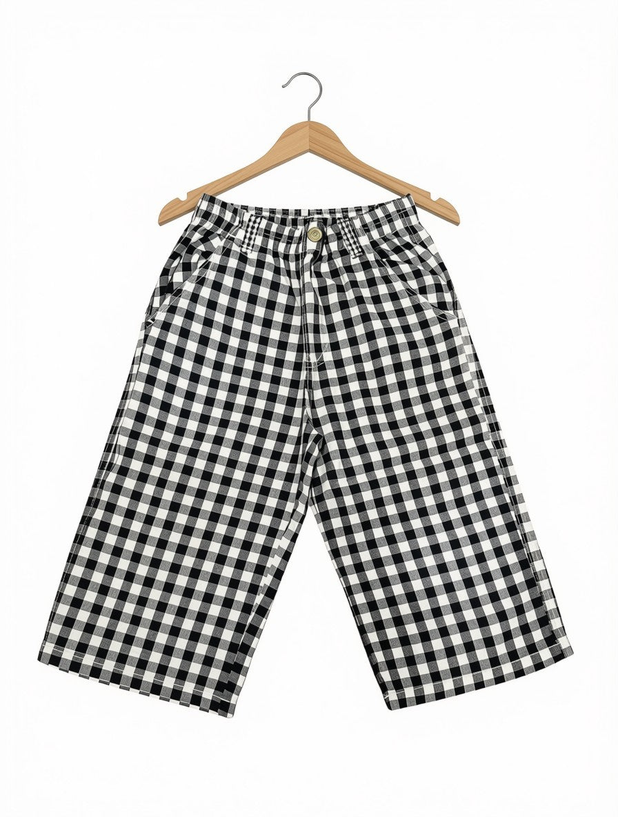 Girls Preloved Black & White Gingham Check Culottes (Size 8-9 Years)
