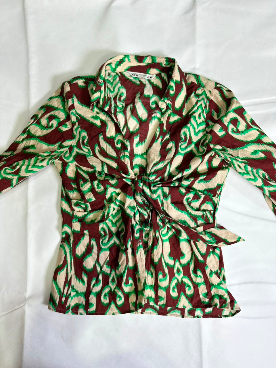Preloved Zara Geometric Ikat Printed Front-Tie Long Sleeve Blouse