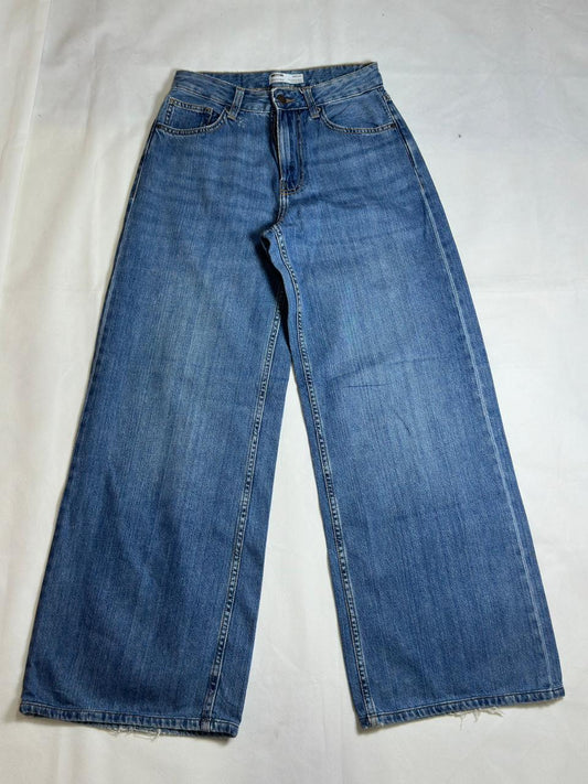 Preloved Bershka Medium Wash High-Waisted Wide-Leg Denim Jeans