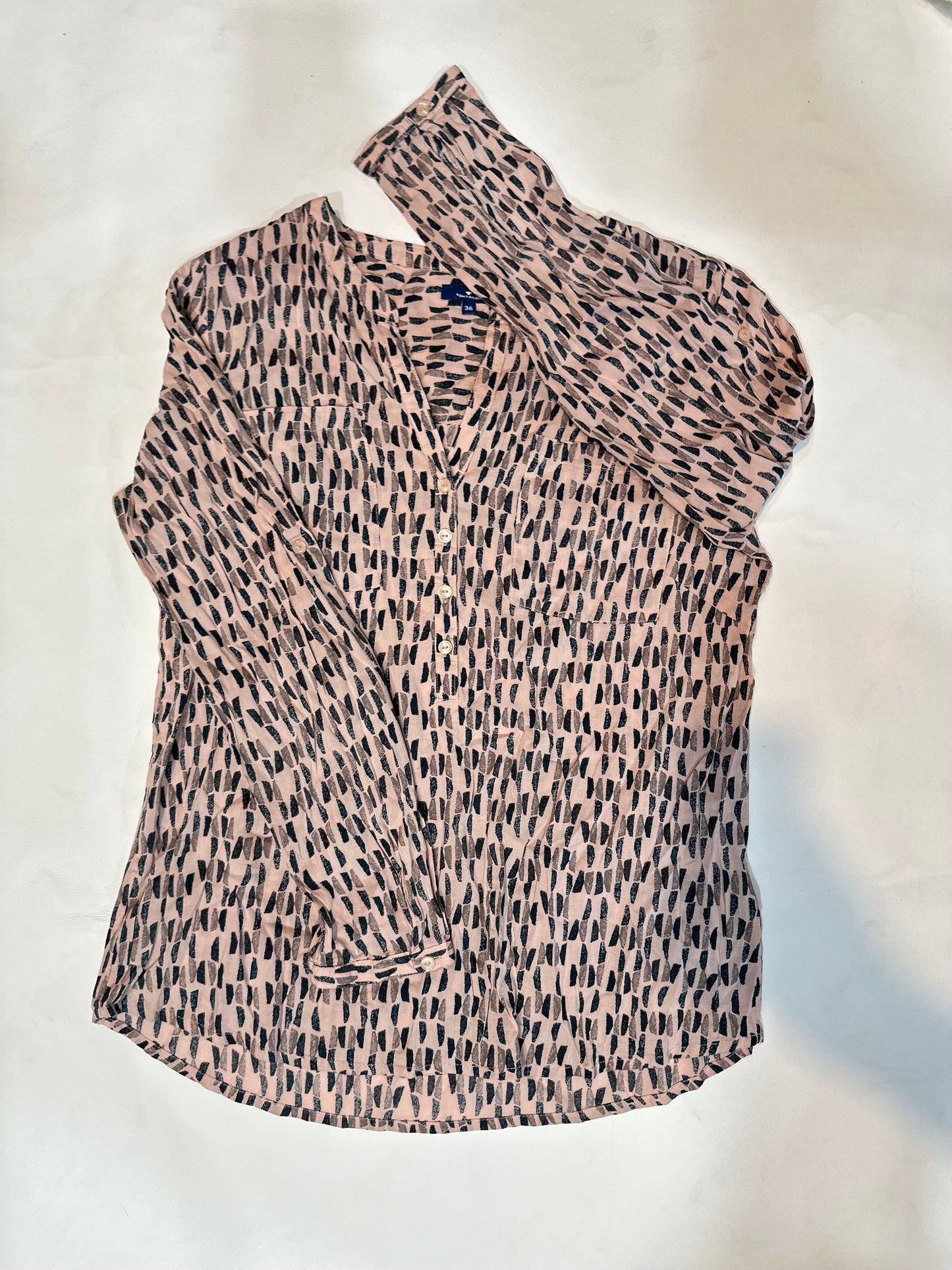 Ladies' Preloved Blush Pink Abstract Dash Print Button-Up Blouse