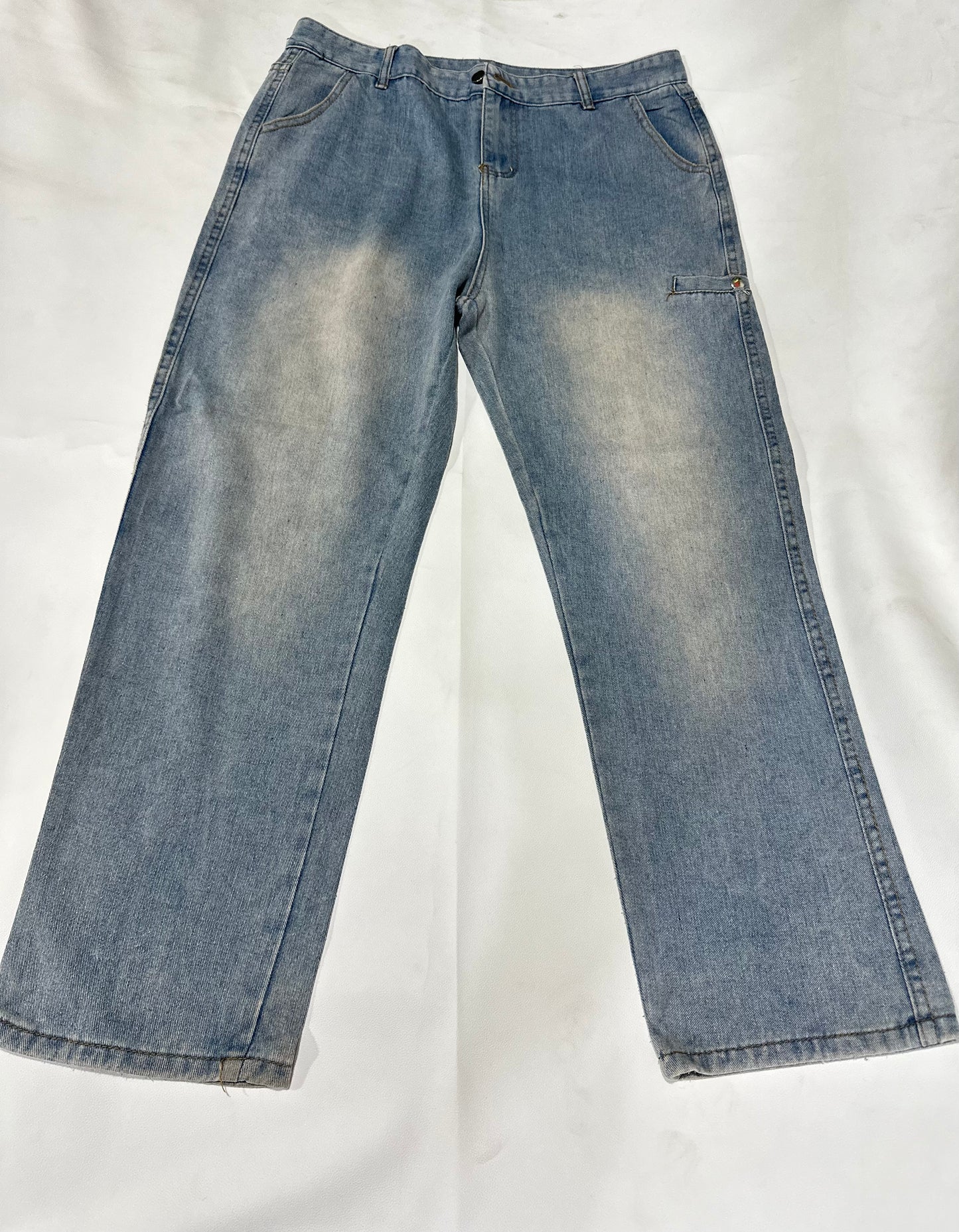 Ladies' Preloved Light Wash Straight Leg Denim Jeans