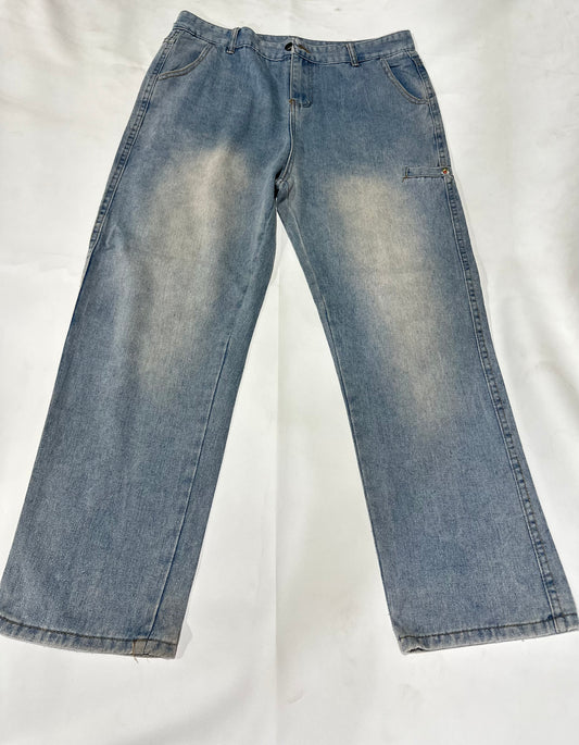 Ladies' Preloved Light Wash Straight Leg Denim Jeans