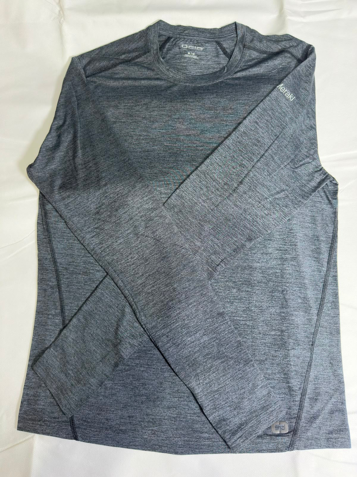 Men's Preloved OGIO Charcoal Heather Long Sleeve Performance Athletic Shirt