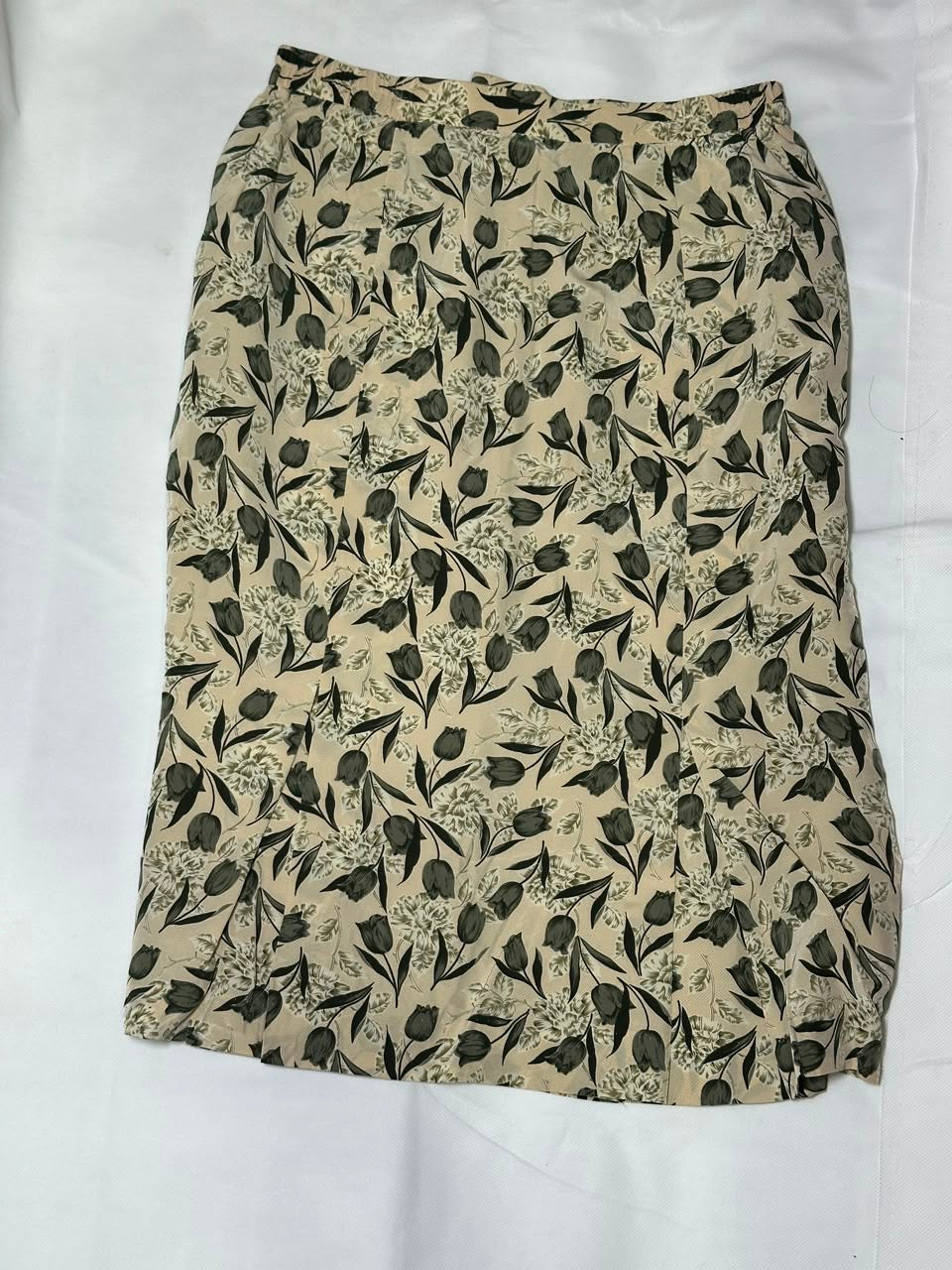 Preloved Vintage Beige Tulip Print Paneled Flared Midi Skirt