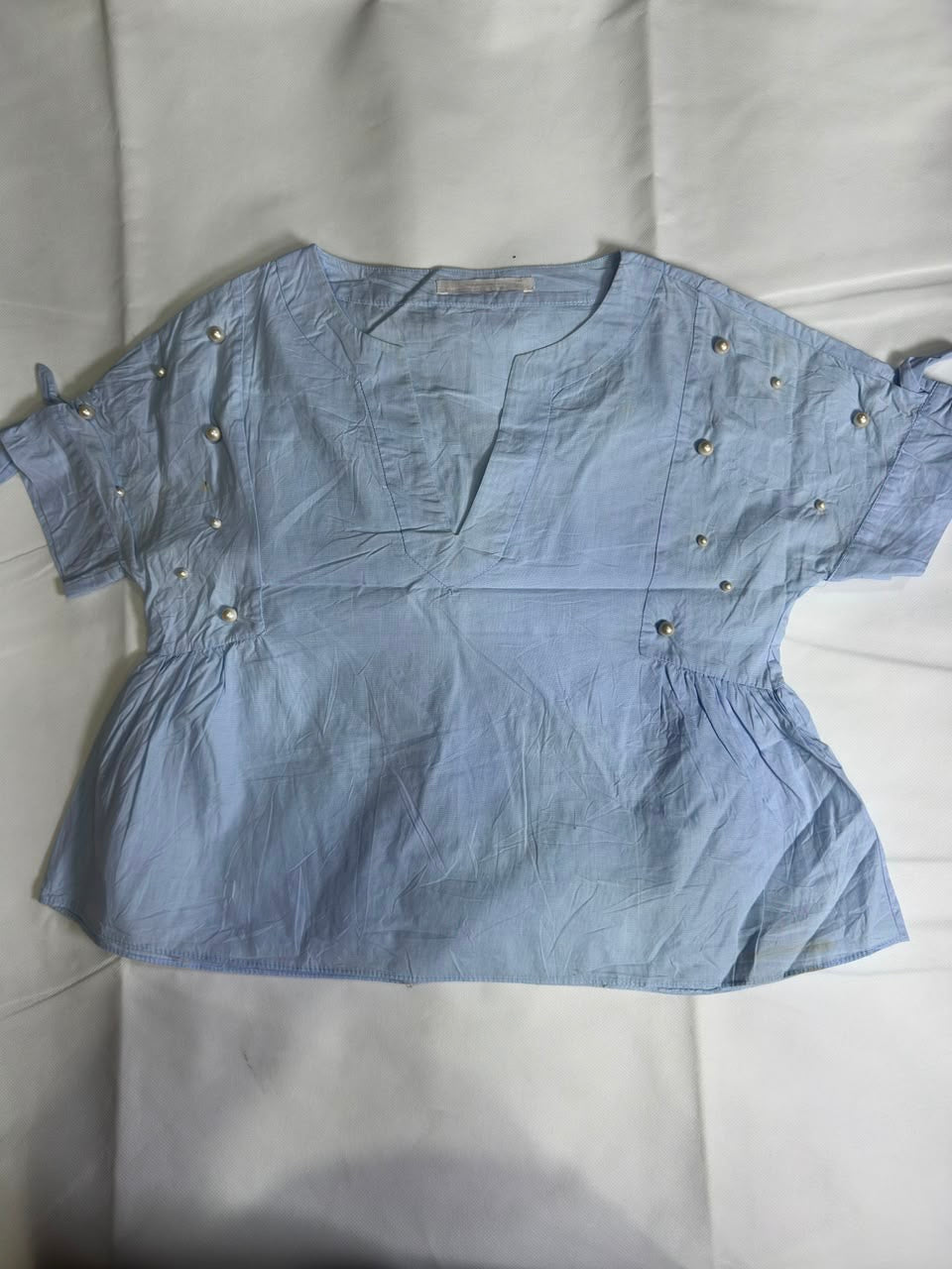 Preloved Light Blue Pearl-Embellished Peplum Short Sleeve Blouse