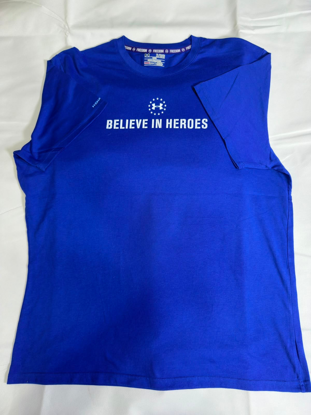 Preloved Under Armour Freedom "Believe In Heroes" Royal Blue Graphic T-Shirt