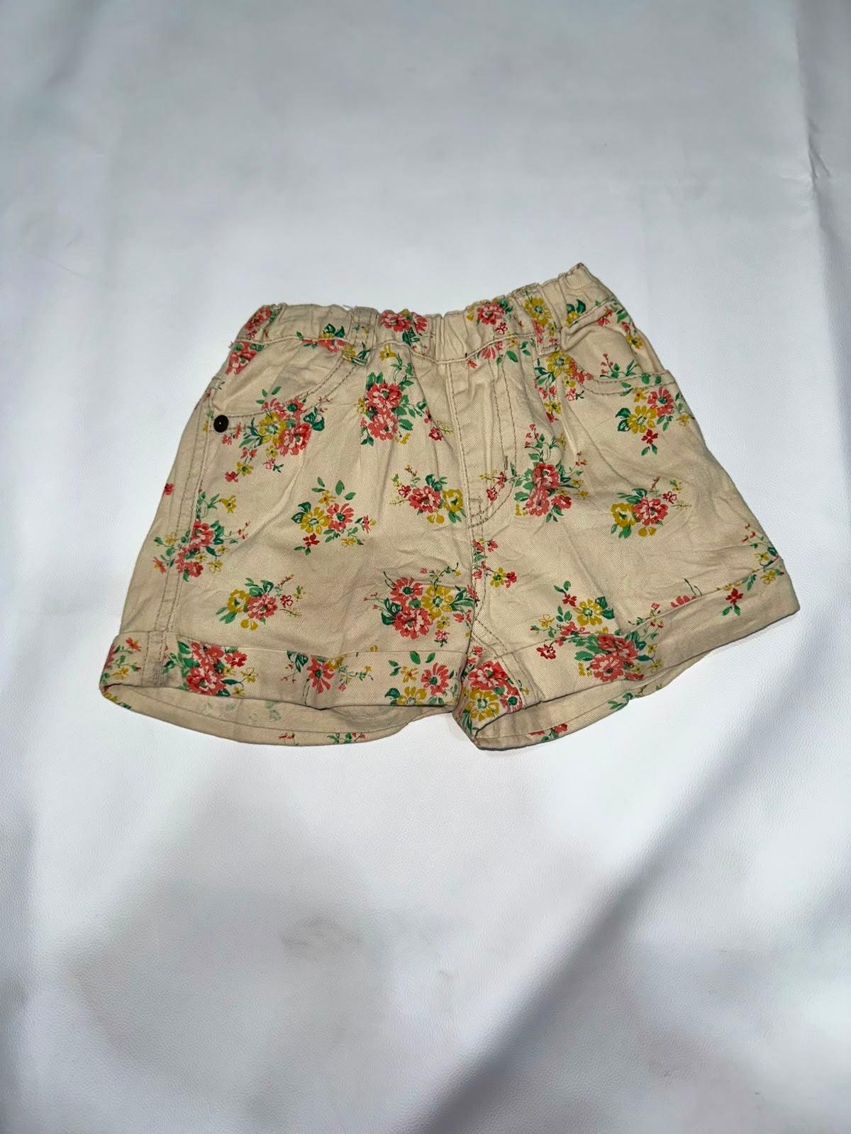 Preloved Girls Floral Print Beige Elastic Waist Cuffed Shorts