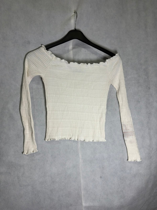Preloved Off-White Ribbed Off-Shoulder Lettuce Trim Long Sleeve Crop Top