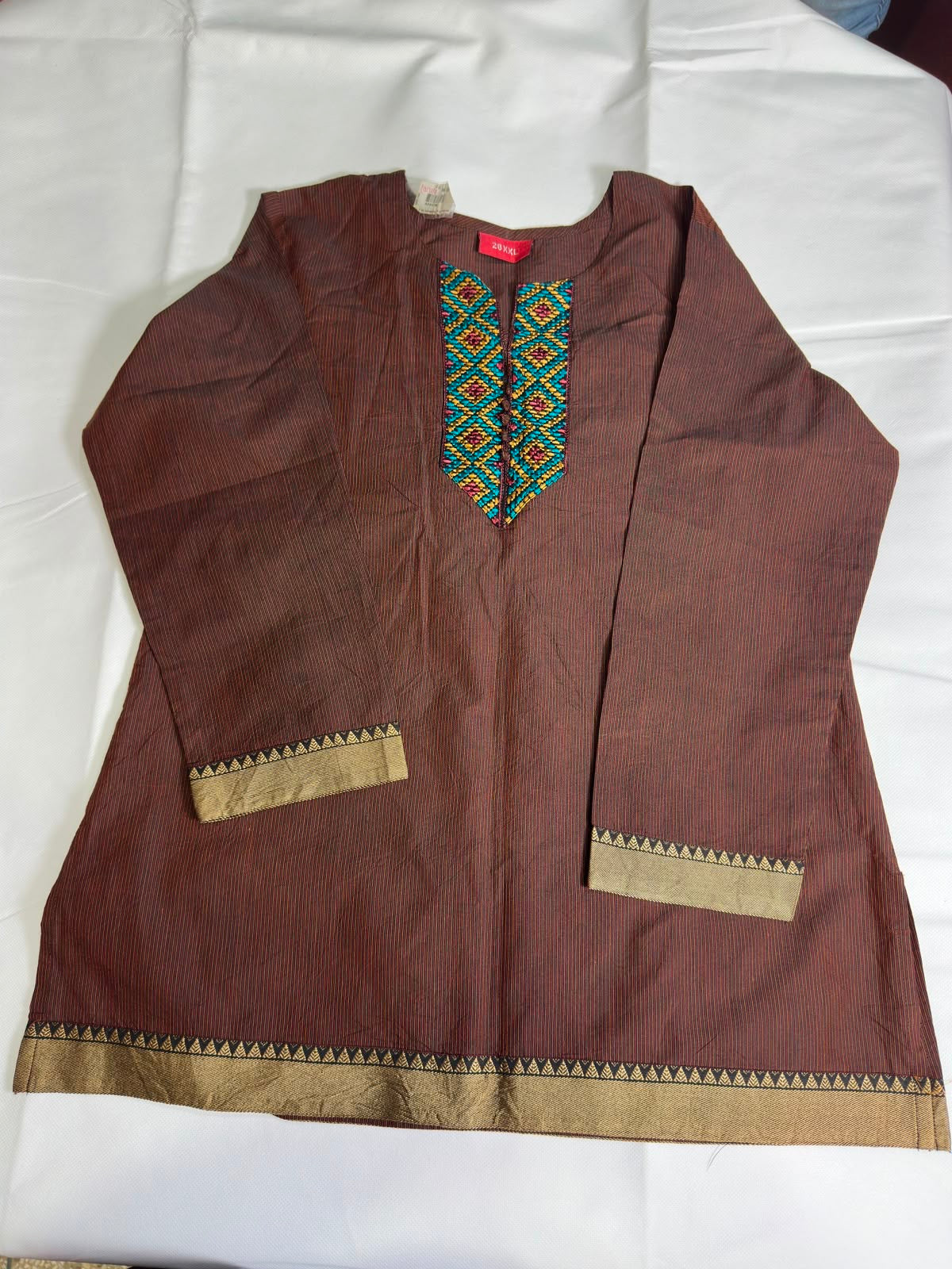 Preloved Women's Brown Geometric Embroidered Cotton Silk Kurti