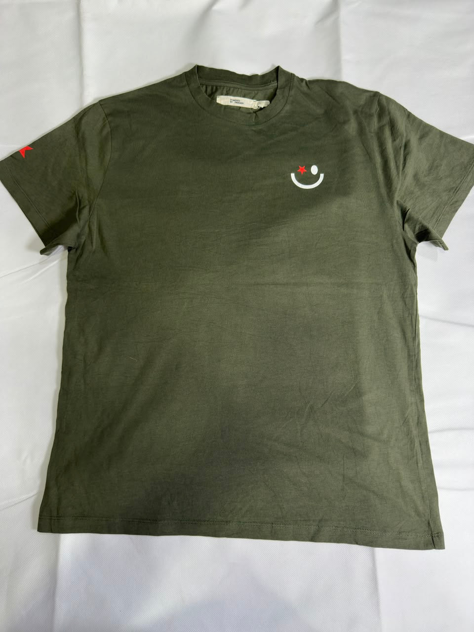 Preloved Olive Green Red Star Smiley Graphic T-Shirt