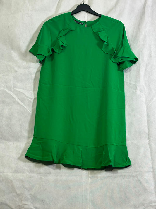 Preloved ZARA Vibrant Emerald Green Ruffle-Trim Shift Mini Dress