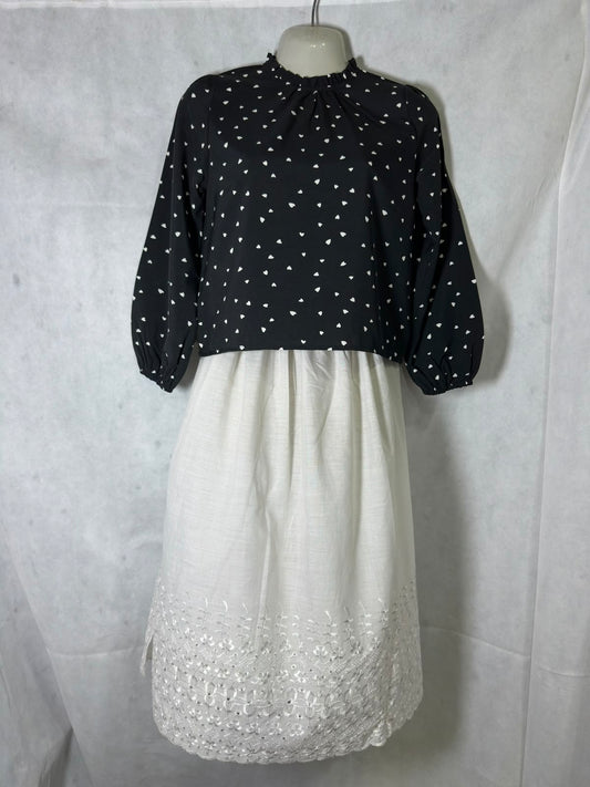Preloved Hot Pink Polka Heart Top & White Embroidered Eyelet Skirt Set