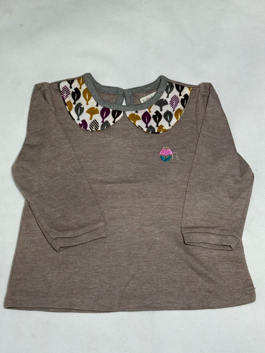 Preloved Futafuta Japanese Taupe Printed Peter Pan Collar Long Sleeve Top