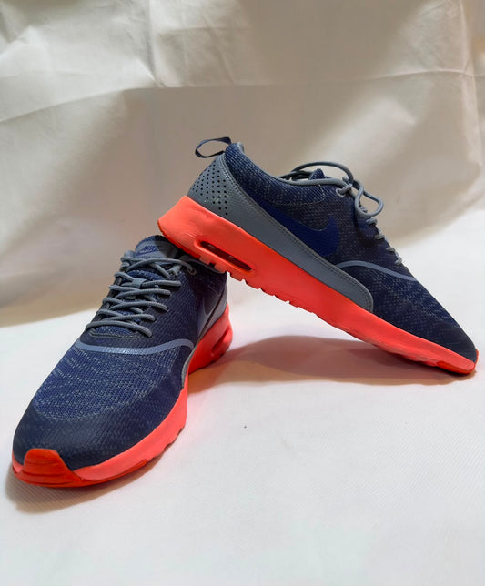 Preloved Nike Air Max Tavas Navy Blue & Bright Coral Sneakers