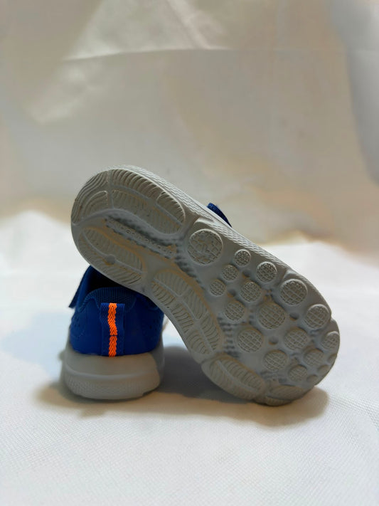 Preloved Under Armour Surge Kids Royal Blue & Neon Orange Strap Sneakers